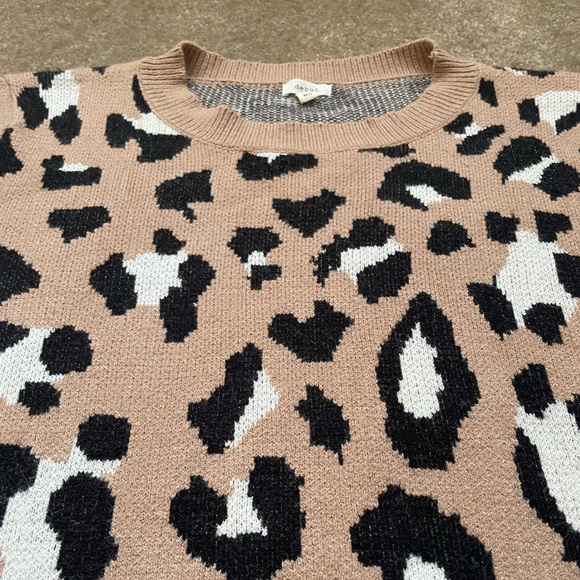 Oversized Leopard Print Crew Neck Sweater - Picture 2 of 5